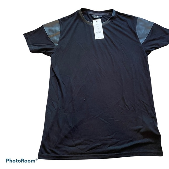 Dkny Other - 𝅺DKNY men’s black tee shirt